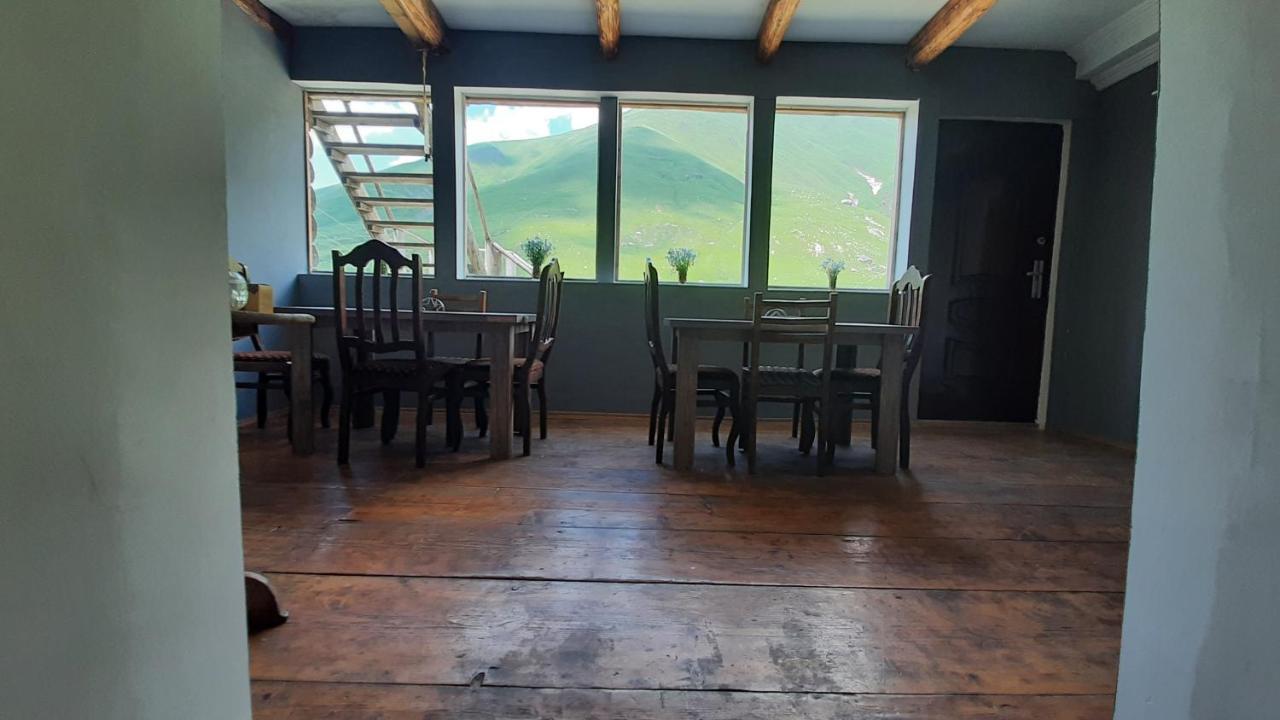 Guesthouse Svanuri Sakhli 위시굴리 외부 사진