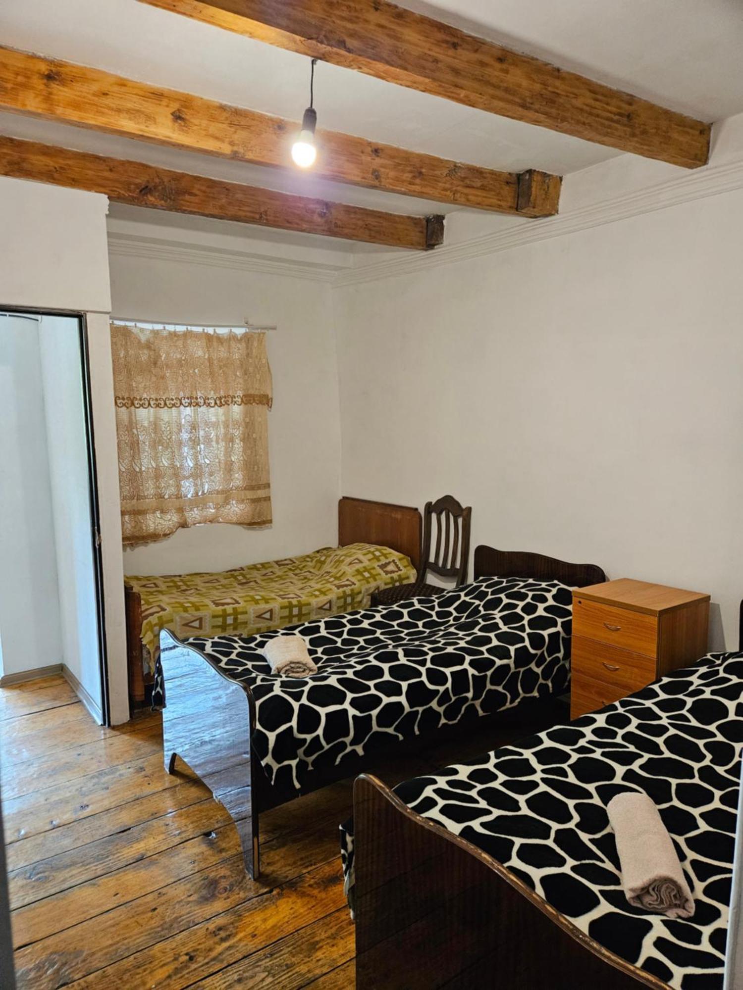 Guesthouse Svanuri Sakhli 위시굴리 외부 사진
